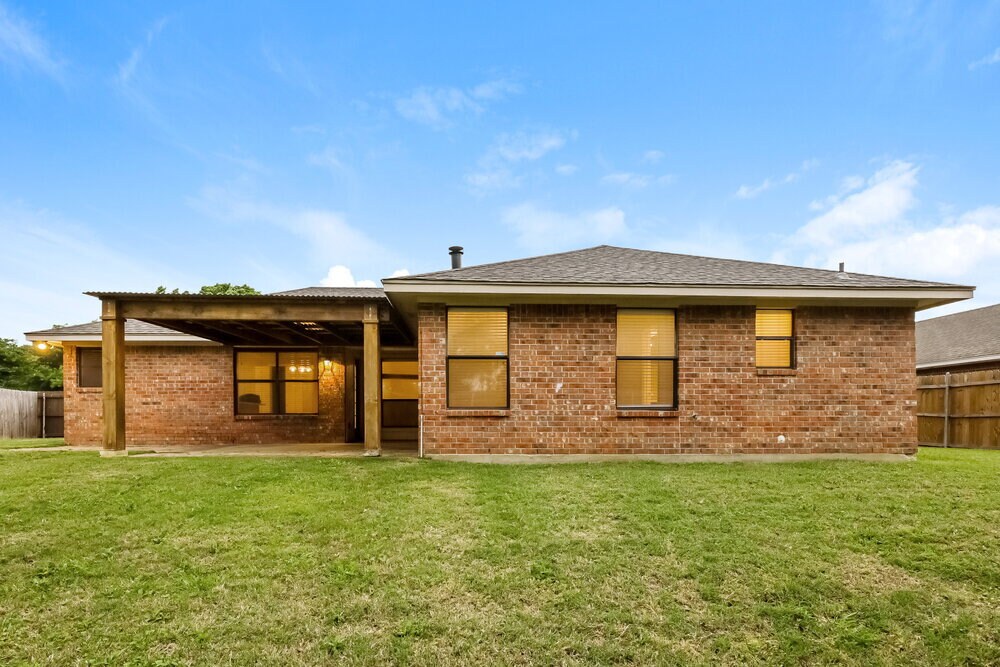 Building Photo - 508 Pleasant Valley Dr