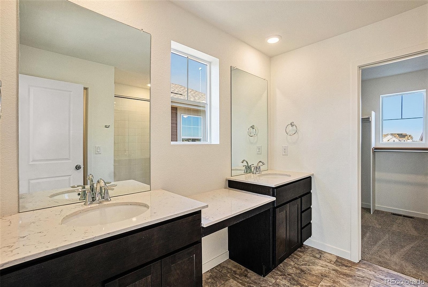 Building Photo - 650 Rob Roy Ct