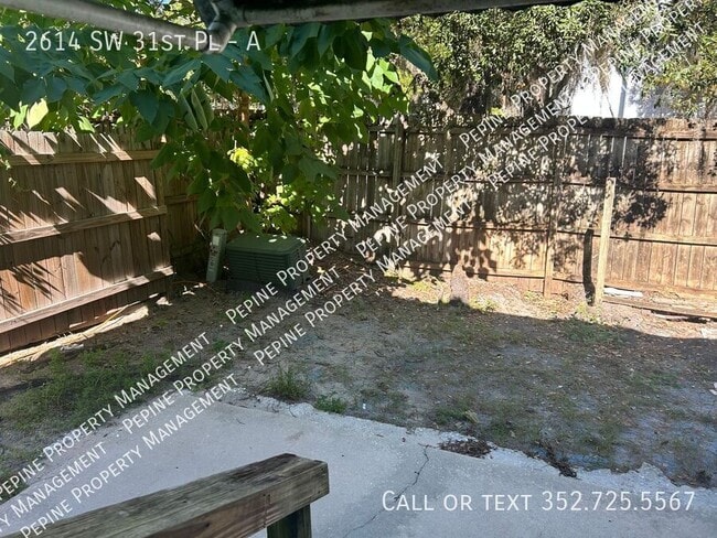 Building Photo - 2614 SW 31st Pl