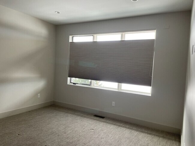 Building Photo - 81 Duckhorn Ln