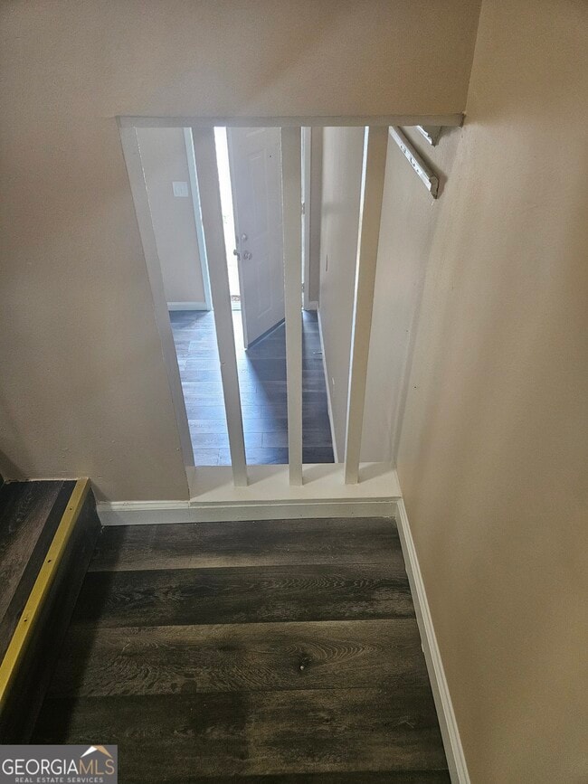 Building Photo - 3195 Highpoint Ct