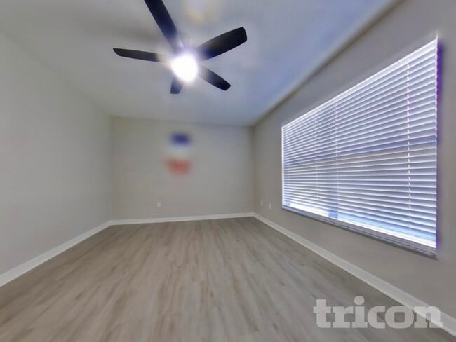 Building Photo - 321 Black Springs Ln