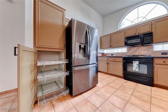 Building Photo - 6405 Break Point Ave