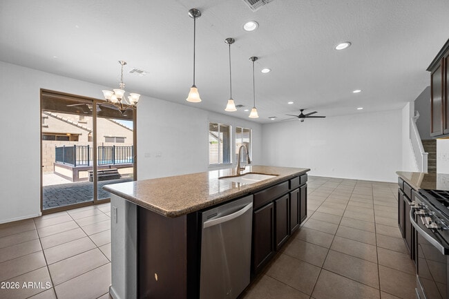 Building Photo - 12120 W Tether Trl