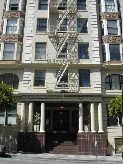 Building Photo - The Burke Lewis Apartments
