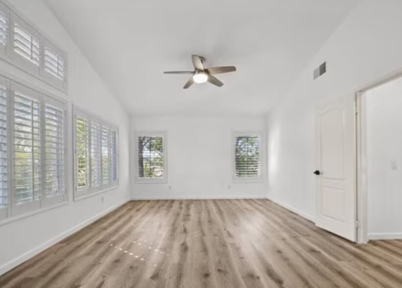 Building Photo - 23536 Summerglen Pl