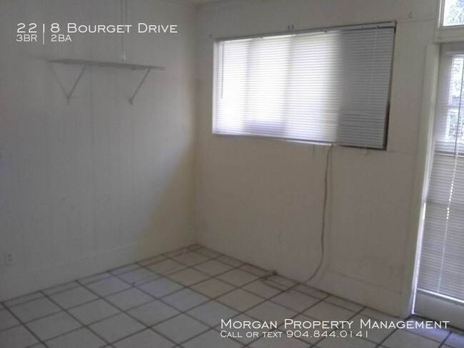 Building Photo - 2218 Bourget Dr