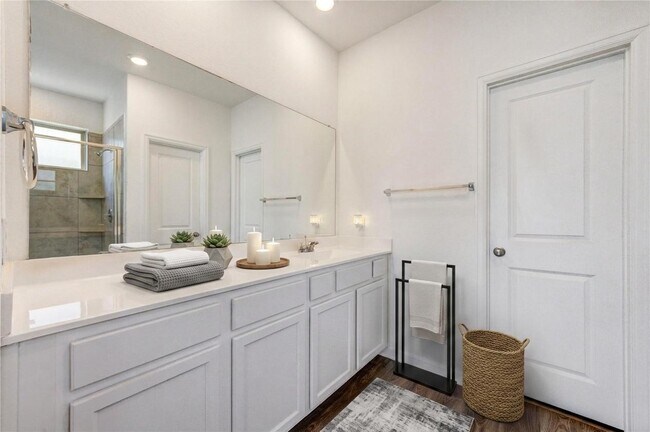 Building Photo - 5511 Downie Draw Ranch Trail