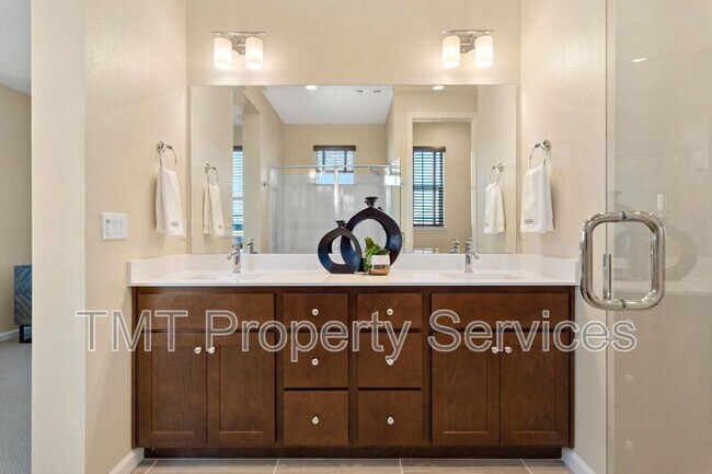 Building Photo - 4429 Rhone Walk