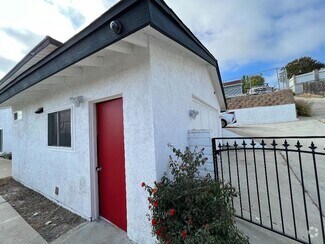 Building Photo - 1005 La Mesa Ave