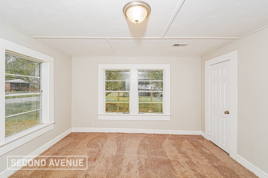 Building Photo - 3278 Pike Ave