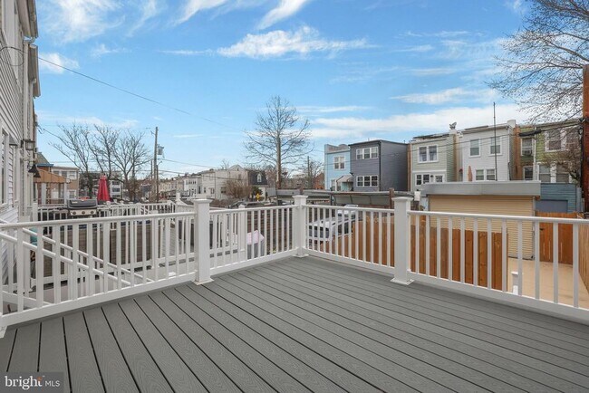 Building Photo - 837 Decatur St NW