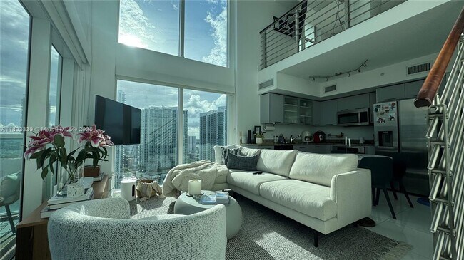 Building Photo - 41 SE 5th St