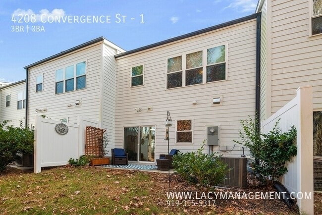 Building Photo - 4208 Convergence St