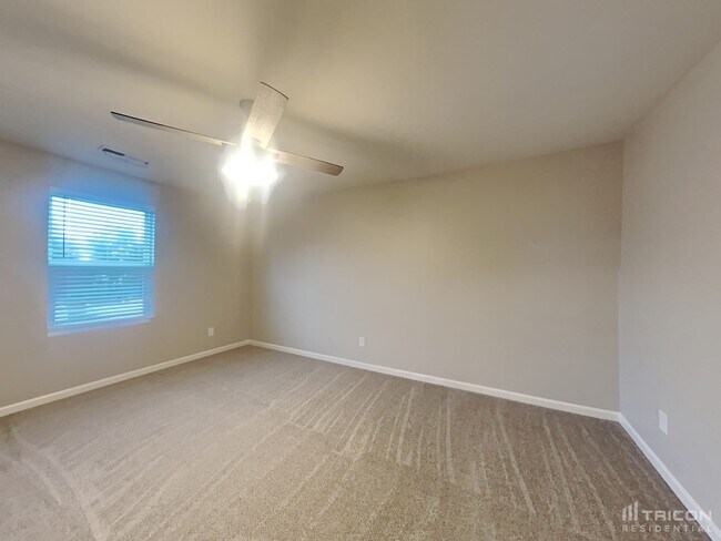 Building Photo - 659 Scarlet Leaf Ln.