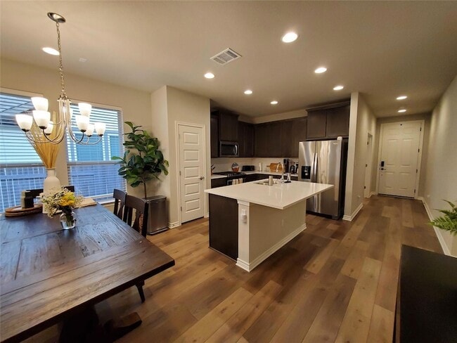 Building Photo - 1633 Winding Stream Trail