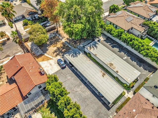 Building Photo - 5828 Whitsett Ave