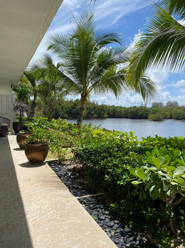 Private Patio - 6520 N Ocean Blvd