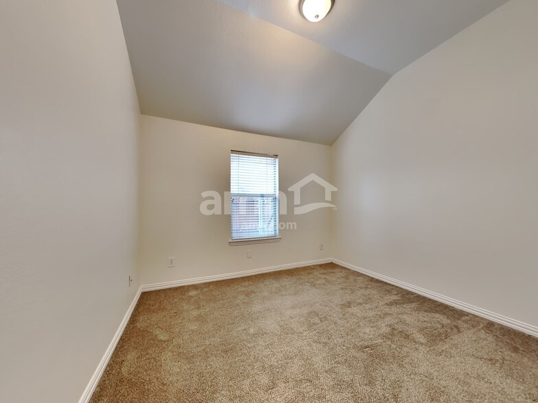 Building Photo - 7253 Tin Star Dr