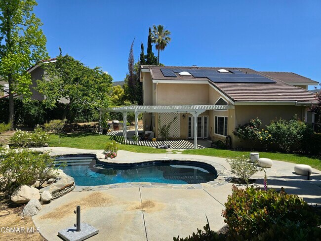 Building Photo - 3017 Klamath Ave