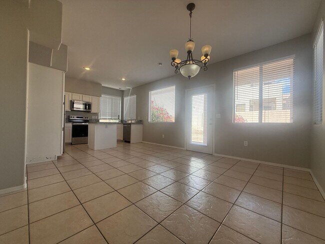 Building Photo - 2110 E Saltsage Dr