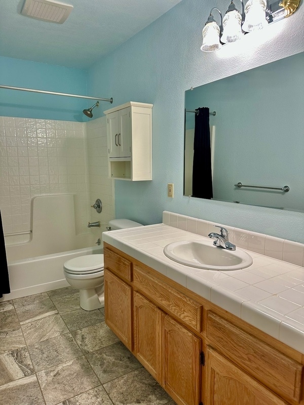 Building Photo - 122 Sterling Ct
