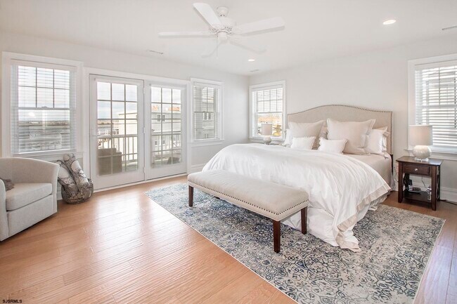 Building Photo - 8510 Fulton Ave