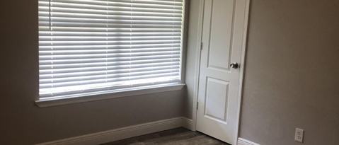 Building Photo - 7653 Frankfort St