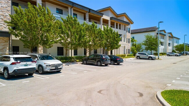 Primary Photo - 8175 NW 104th Ave