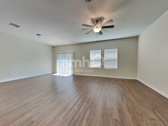 Building Photo - 11505 Victory Bay Ln