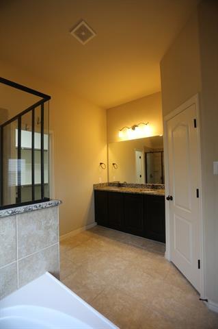 Building Photo - 7513 Guadalupe Way