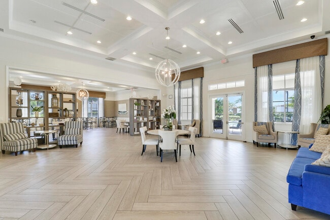 Building Photo - 4170 Napoli Lake Dr