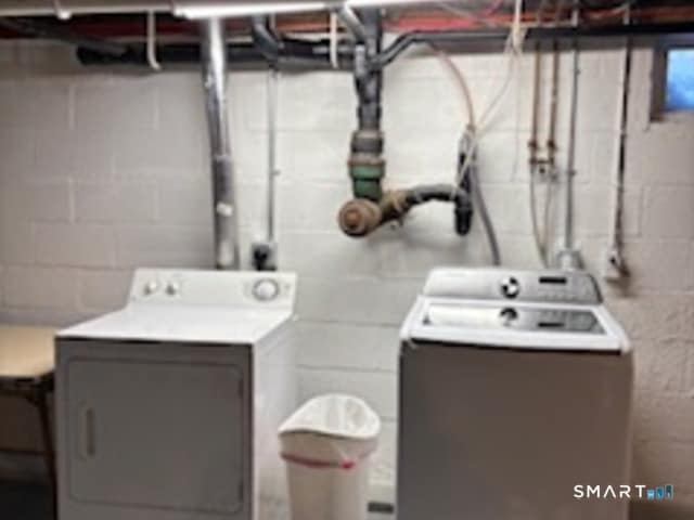 Building Photo - 18 Buttonball Rd