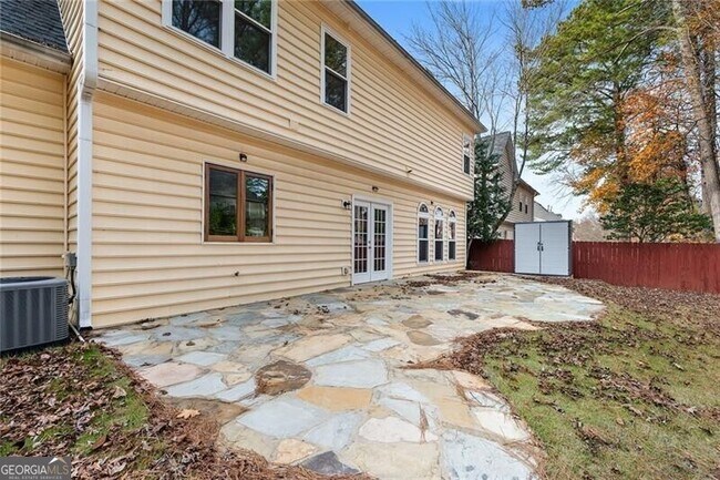 Building Photo - 560 Kimball Crest Ct