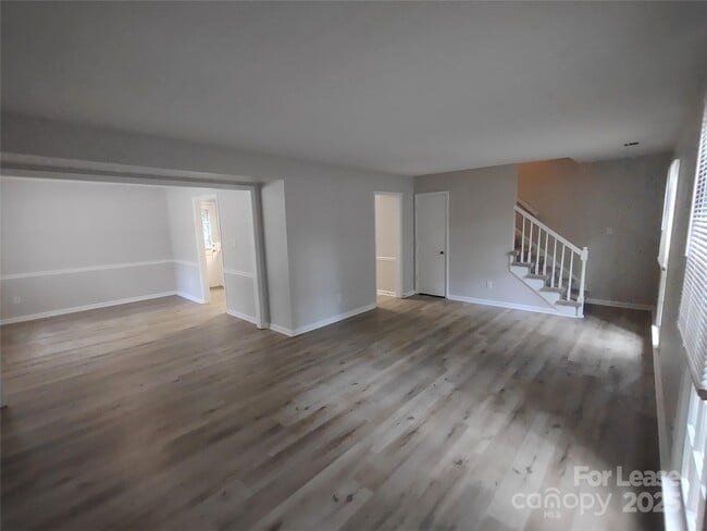 Building Photo - 615 Rama Rd