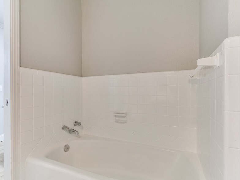 Building Photo - 7625 NW 26th St