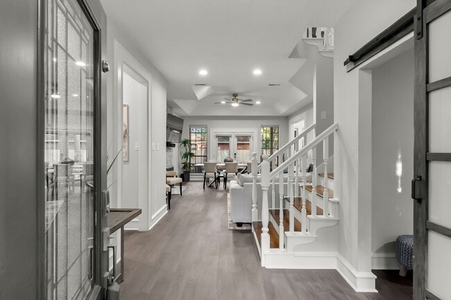 Building Photo - 122 E Placid Hill Cir