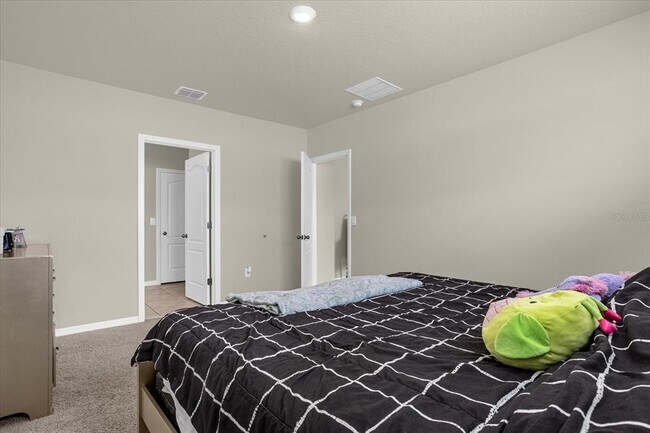 Building Photo - 1842 Egret Meadows Ave