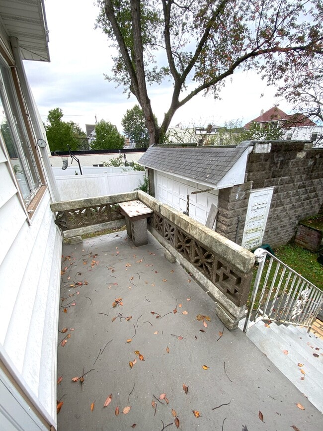 Building Photo - 82 Bergen Ave