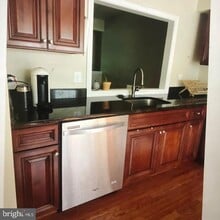 Building Photo - 9881 High Water Ct