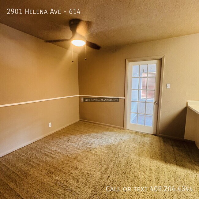Building Photo - 2901 Helena Ave