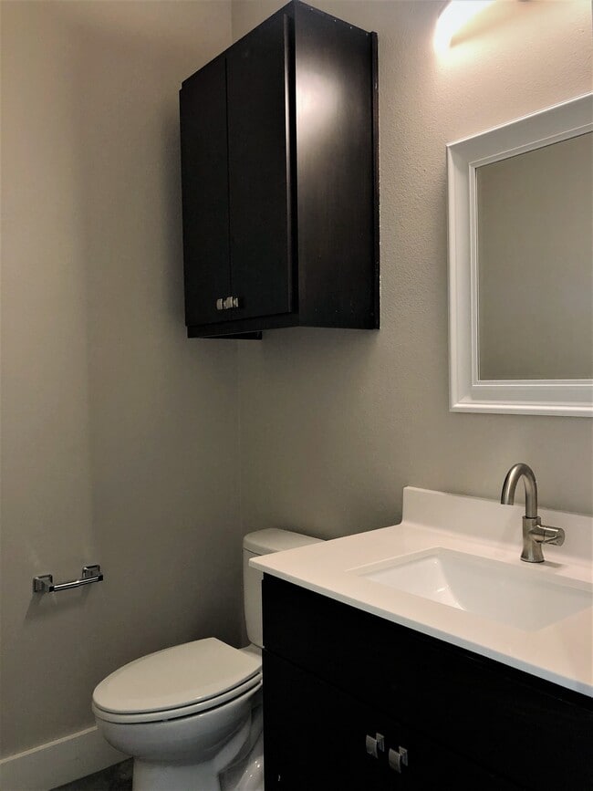 Building Photo - 10673 Brothers Ln