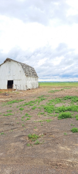 Building Photo - 4156 2500 E