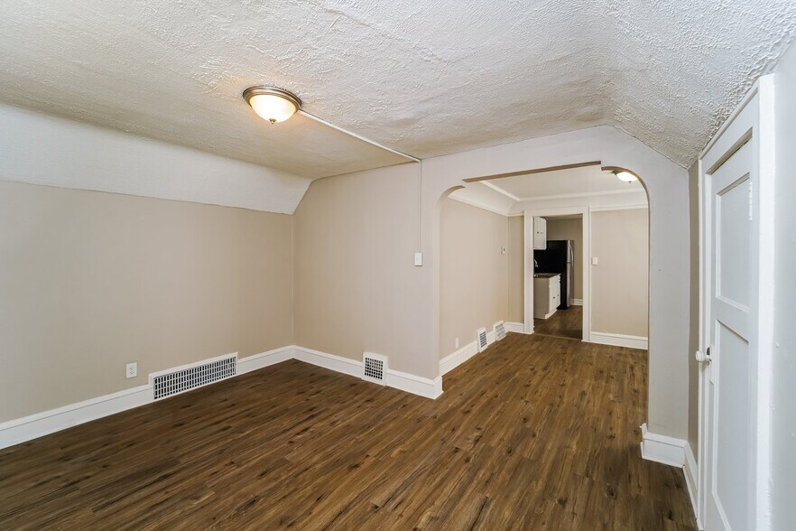 Building Photo - 3270#B North 36th Street, 53216; #1612761 ...