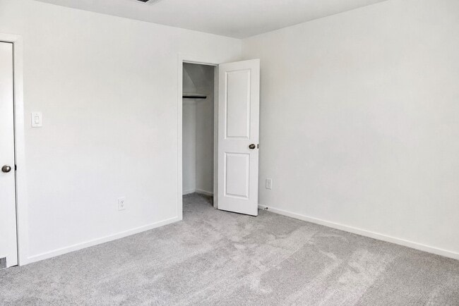 Building Photo - 14978 N Ascot Bend Cir