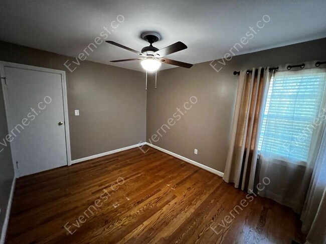 Building Photo - 4631 Montevallo Rd