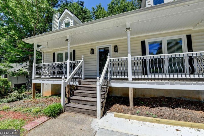 Building Photo - 1530 Plunketts Rd