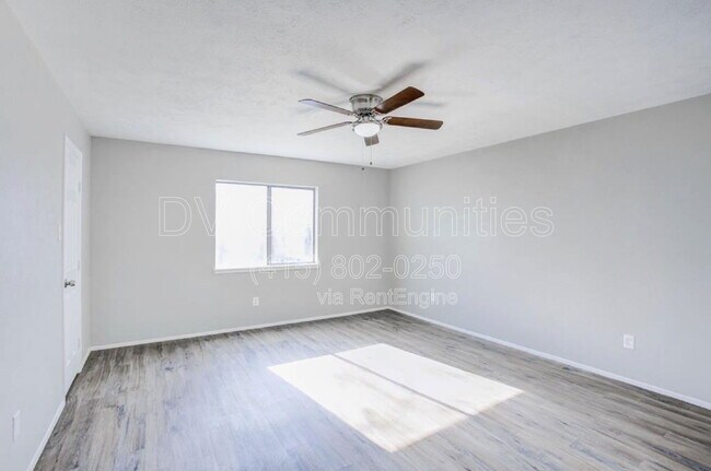 Building Photo - 5806 Evening Shadows Ln