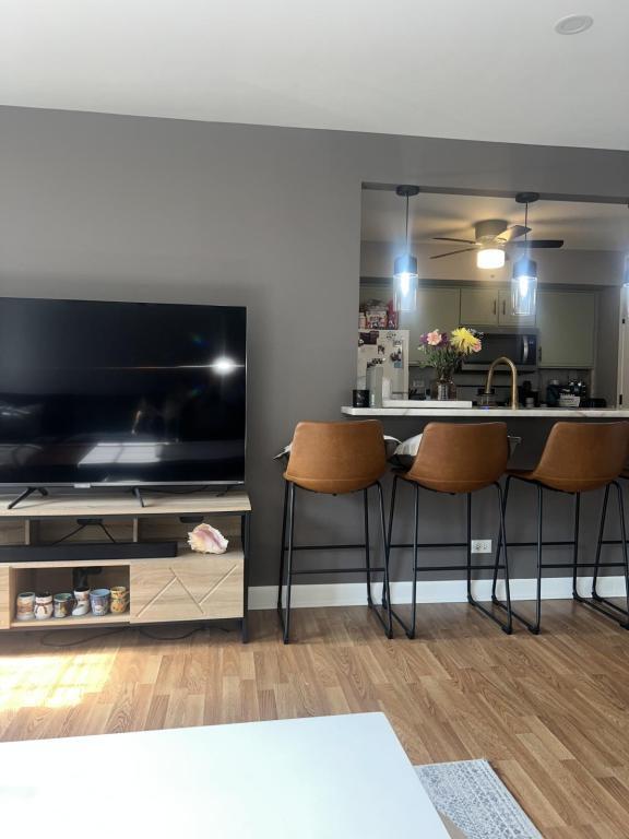 Building Photo - 491 Patrick Henry Ct