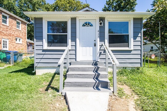 Primary Photo - 415 Lorraine St